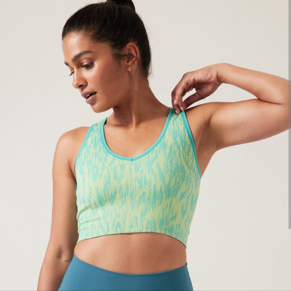 NWOT aurora seamless ribbed tank